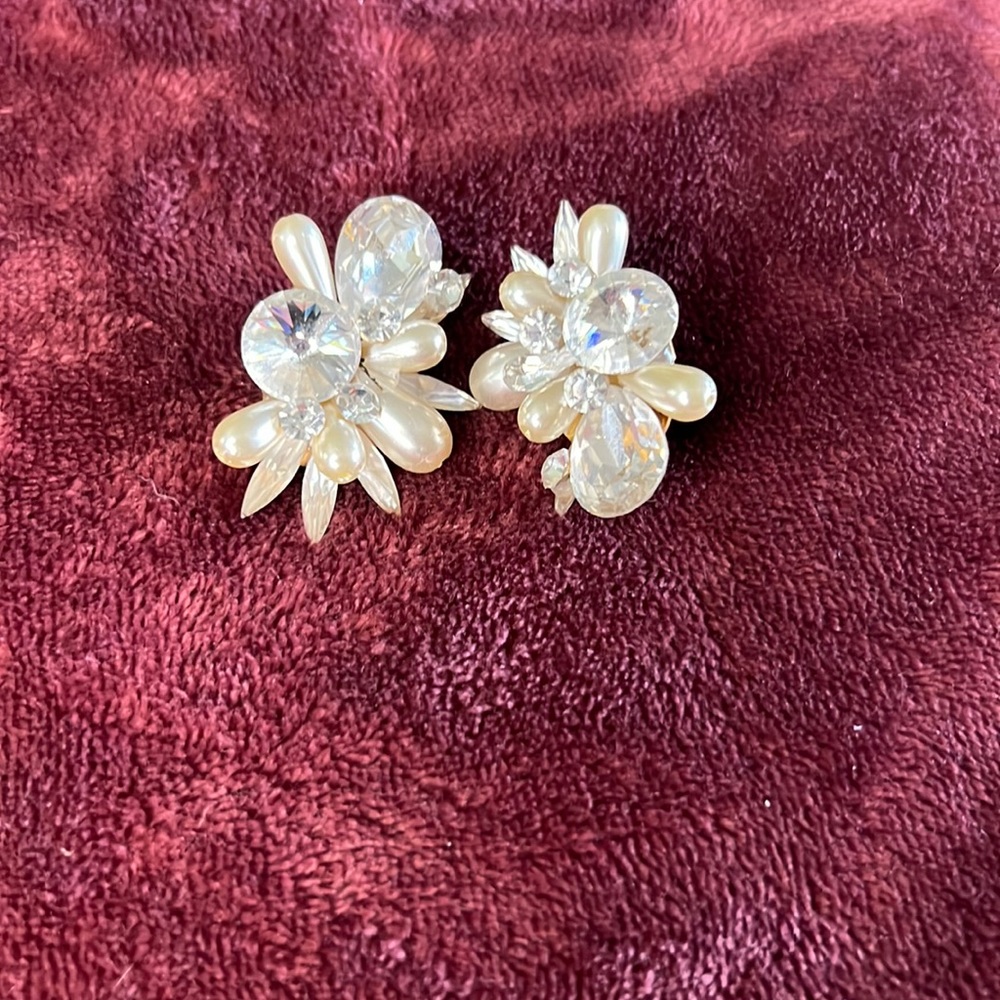 Clip on pearl fashion earrings with cocktail dinner vibes